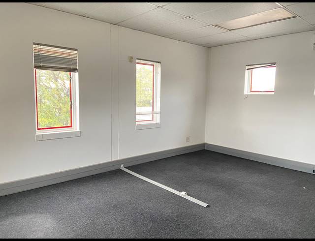 753M² WAREHOUSE TO LET IN FERNDALE